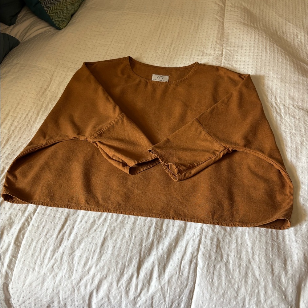 Jamie + the Jones Umber T Top - Picture 3 of 8